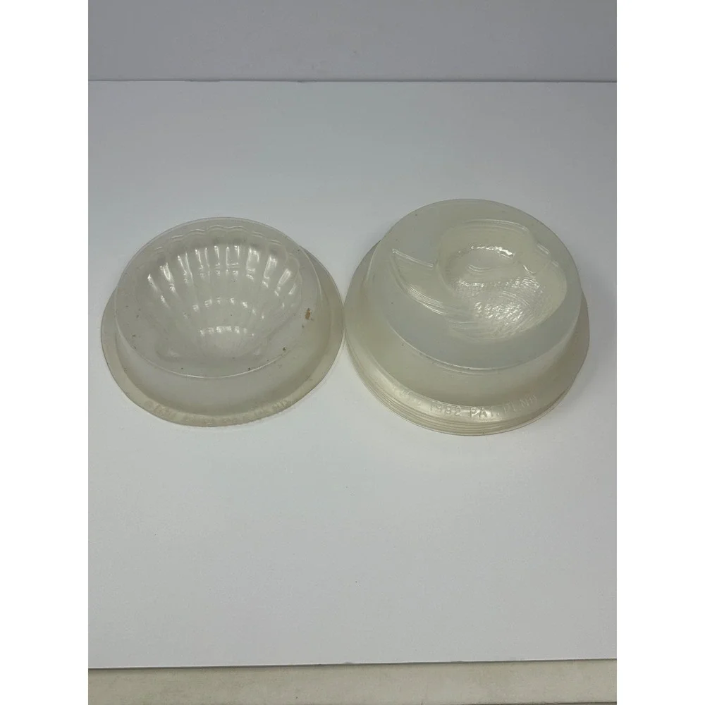 Lot of 10 Vintage 1982 Table Arts Cake Soap Craft Jello Molds Swan Seashell S5